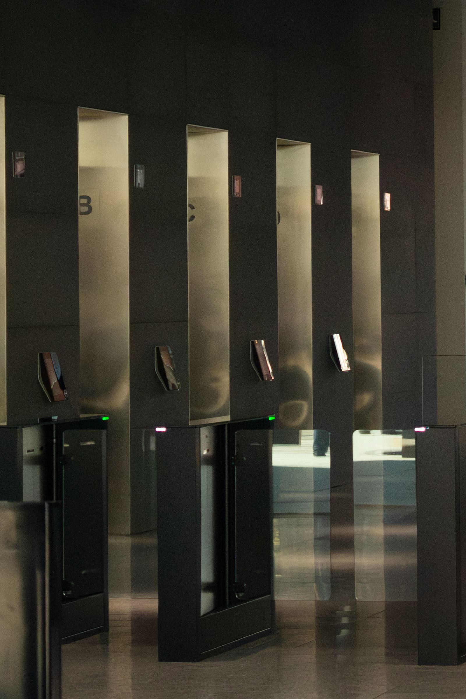 Elektronische Zutrittskontrolle als Bestandteil moderner Corporate Security